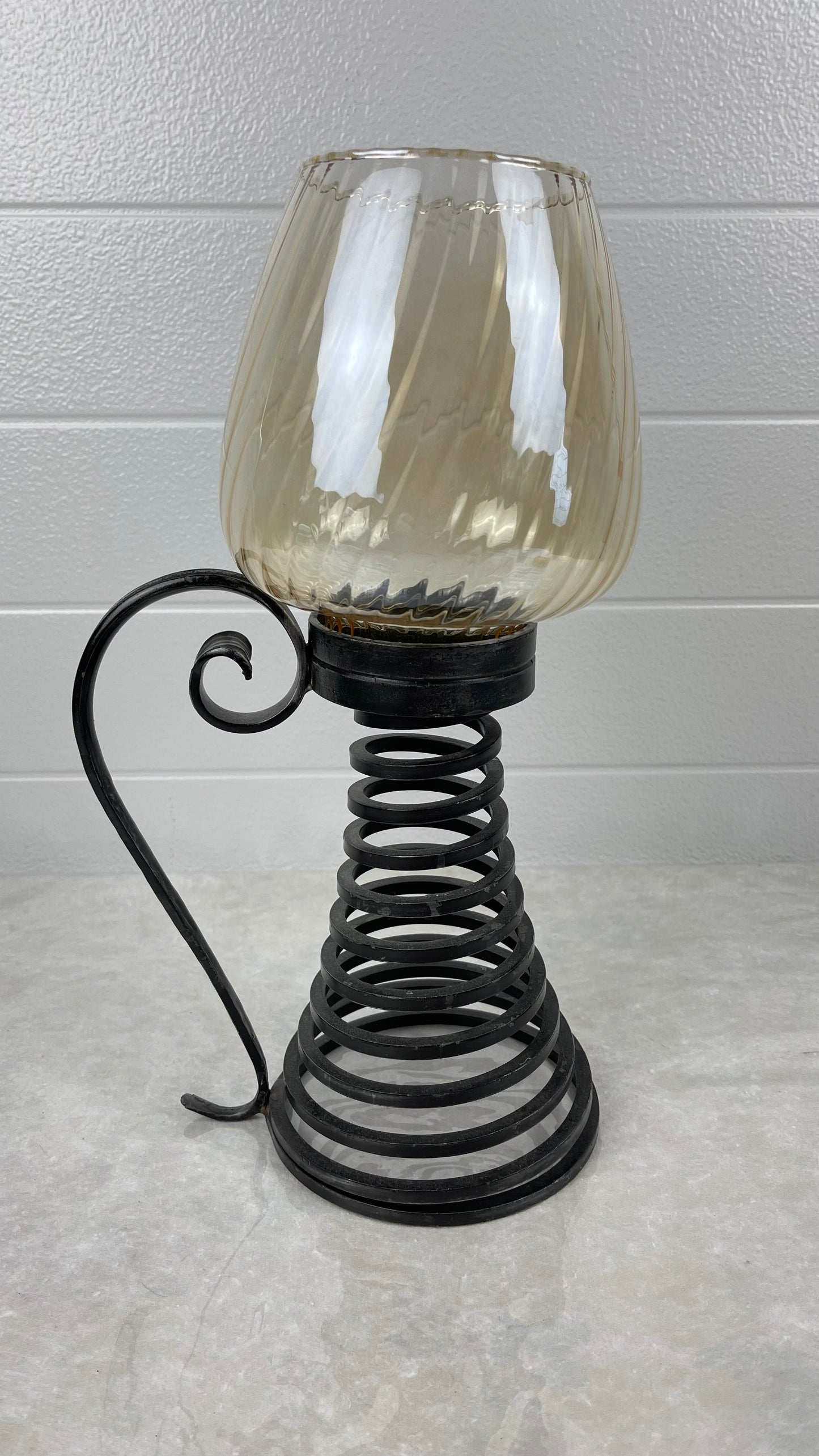 Candle holder