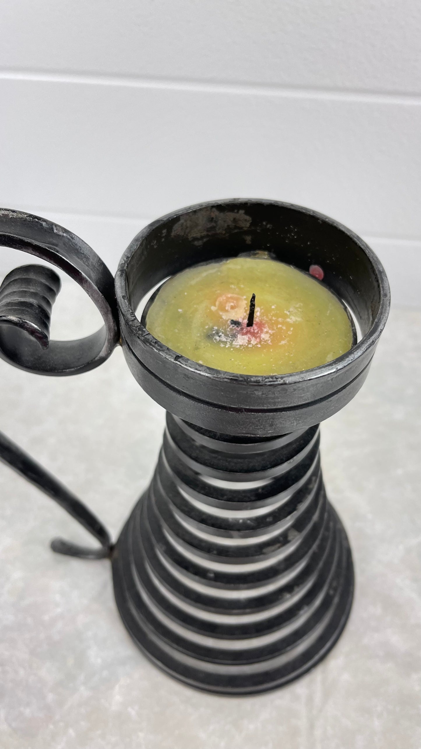 Candle holder