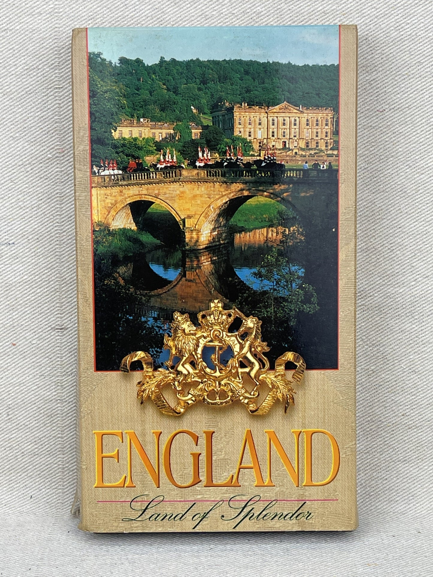 England: Land of Splendor
