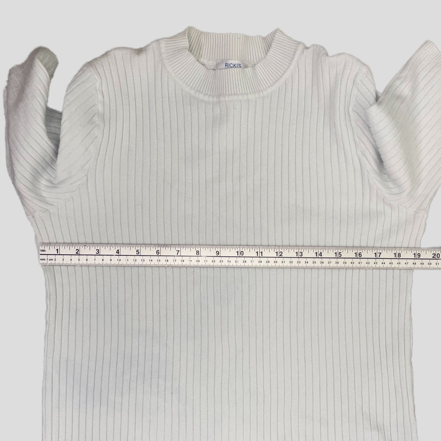 Ricki's light sweater
