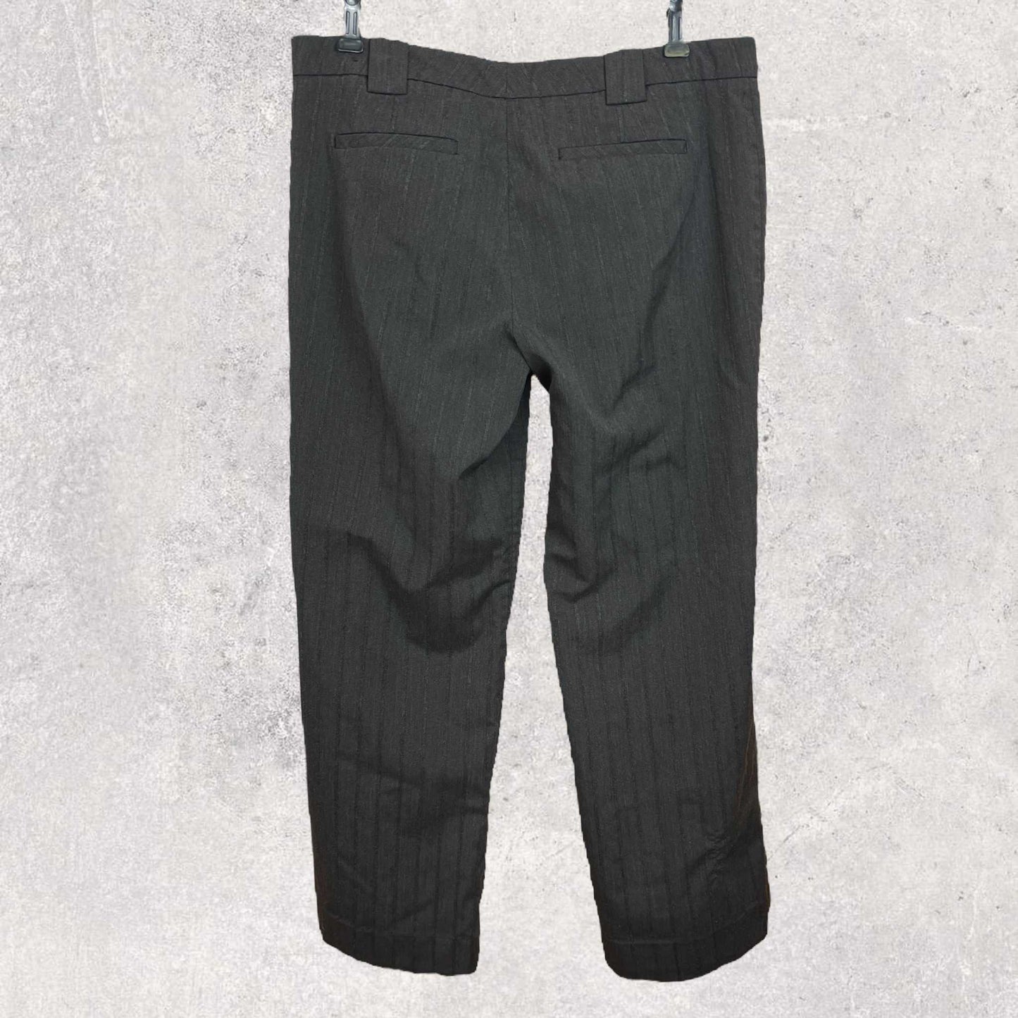 Suzy Shier dress pant