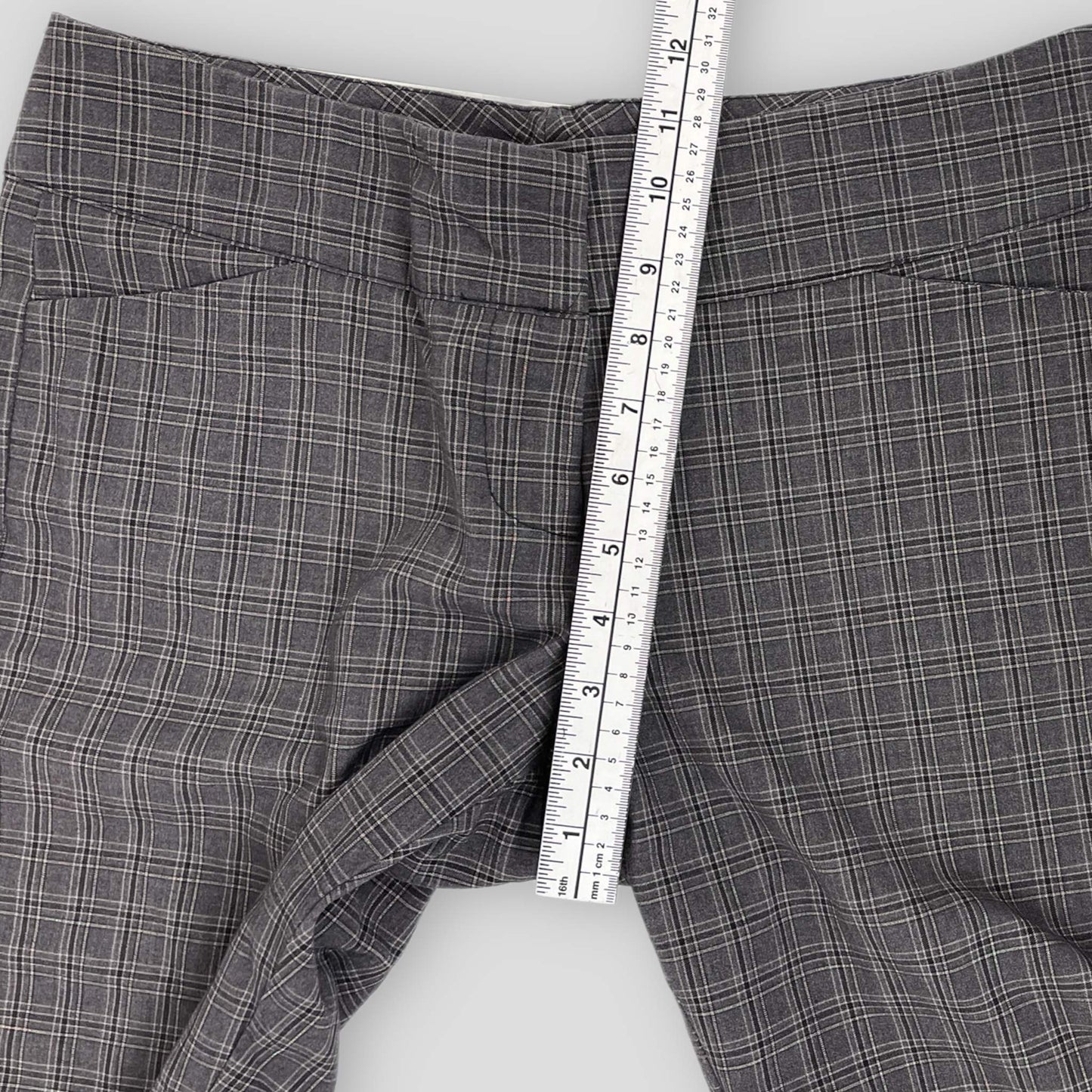 Tremor short