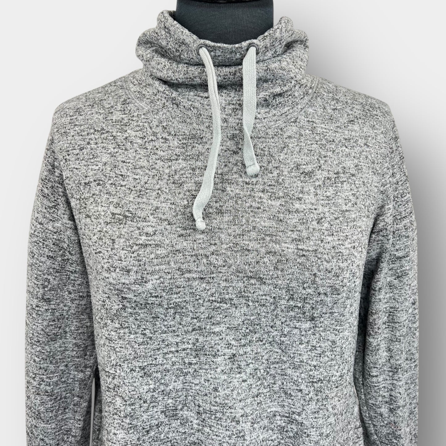 Old Navy sweater