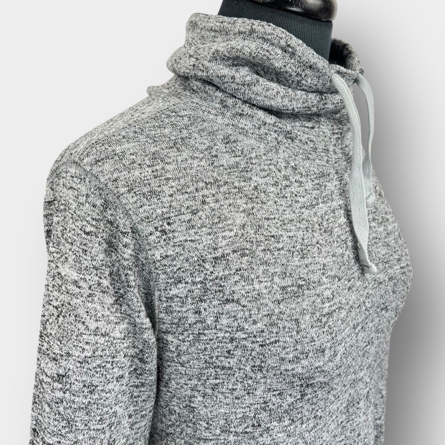 Old Navy sweater