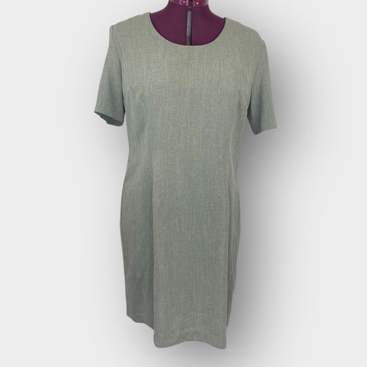 Sheath dress