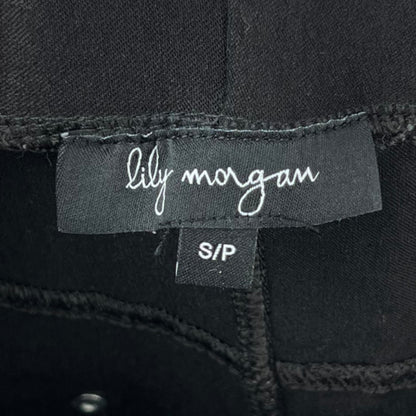 Lily Morgan crop