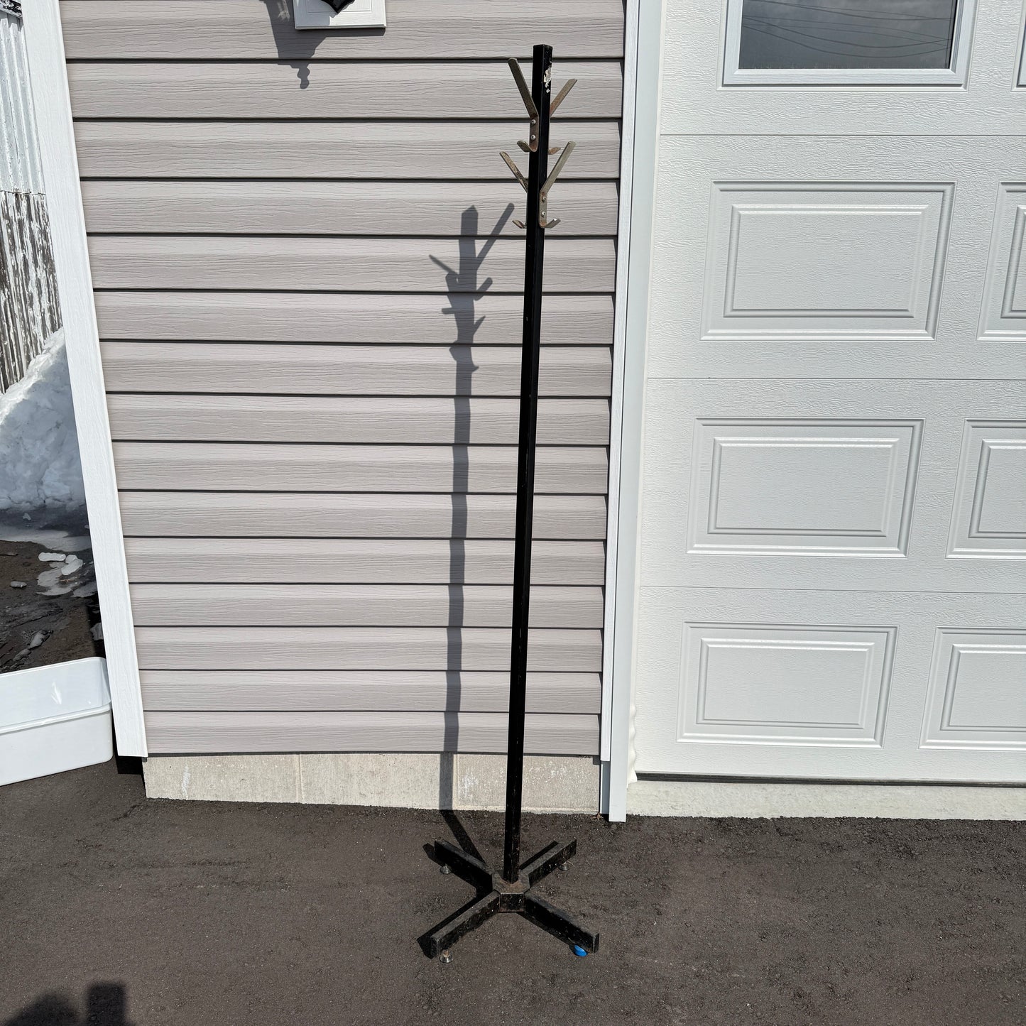 Metal Coat Tree Stand