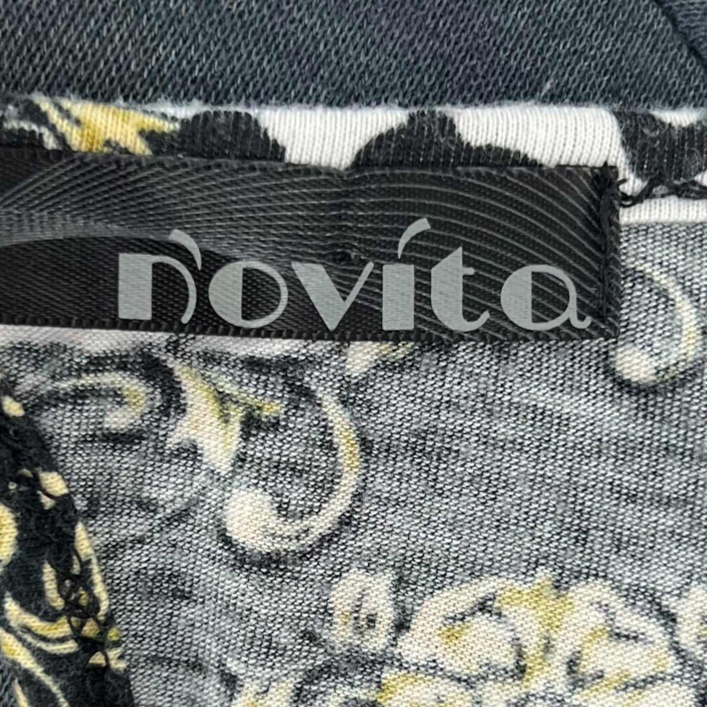 Novita dress
