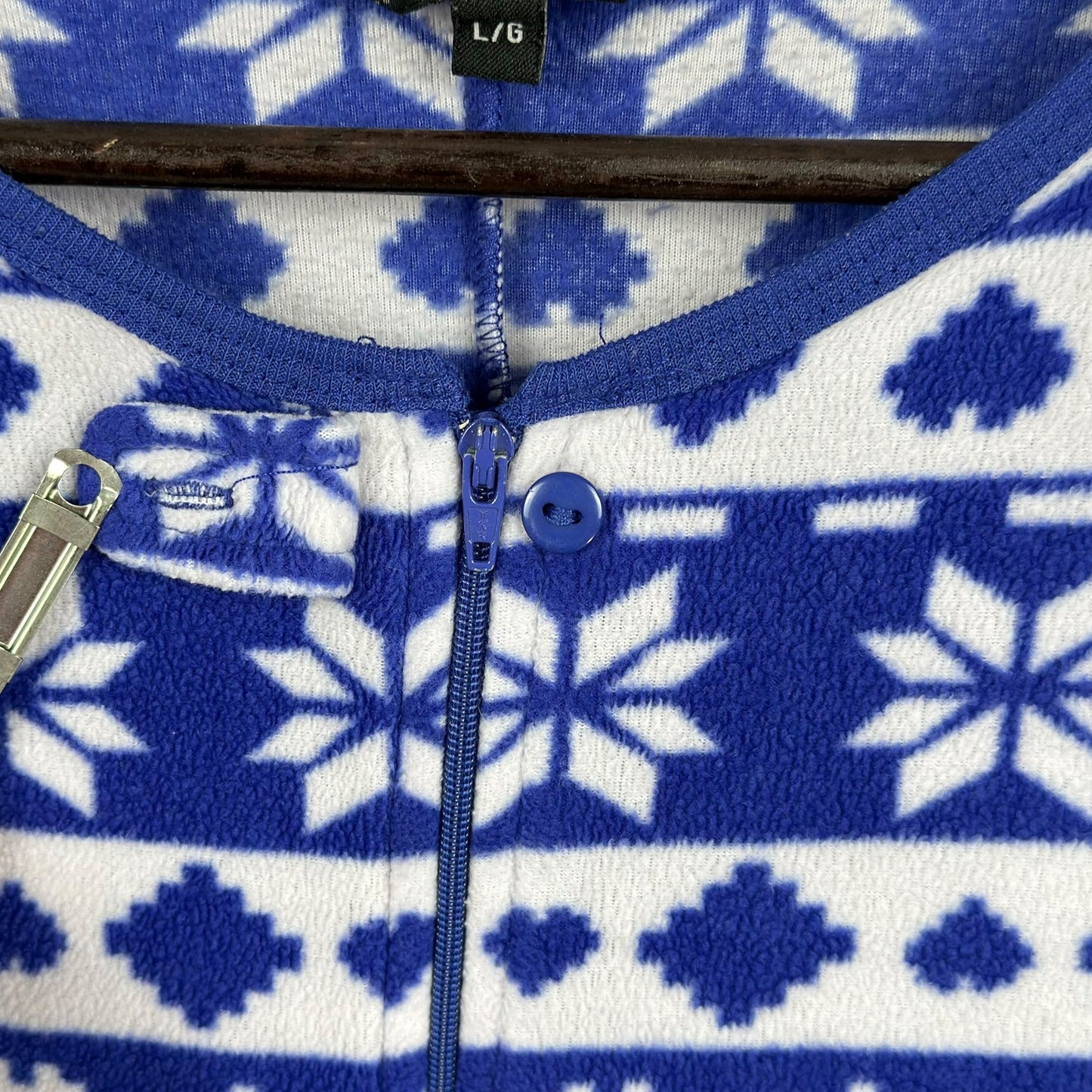 g21 fleece onesie (L)