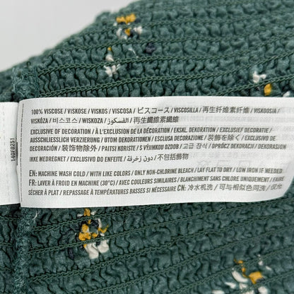 Abercrombie smocked crop top