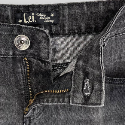 L.E.I Ashley Lowrise Skinny jean