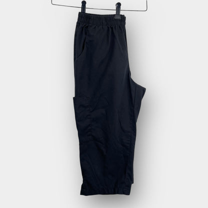 White Cross scrub short