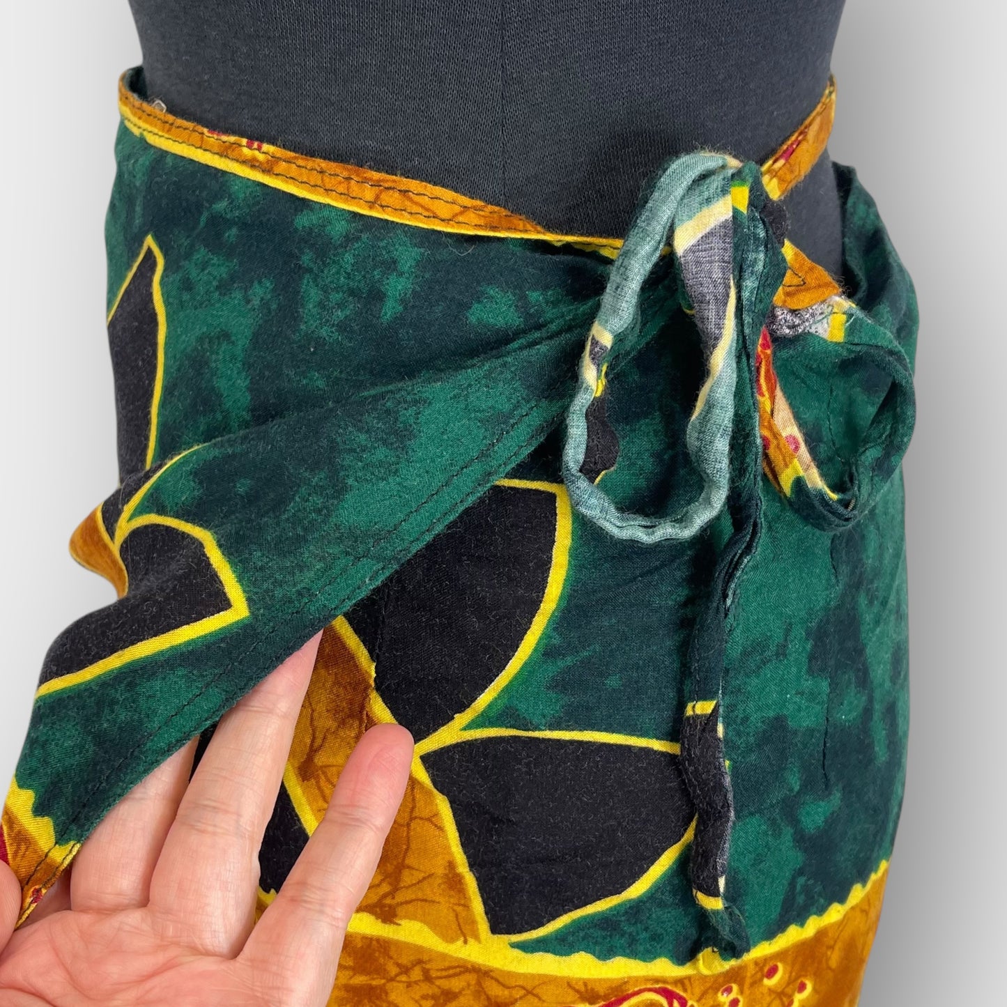 Venus batik sarong skirt (O/S)