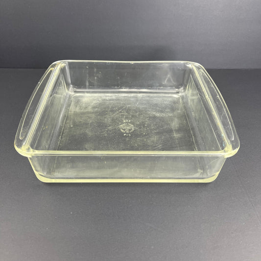 Vintage Pyrex #222 square pan