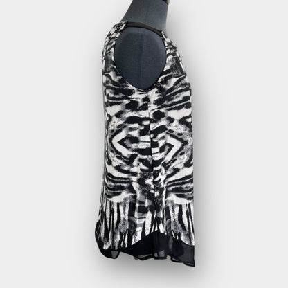 Lily Morgan sleeveless blouse