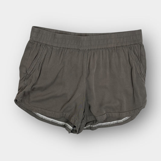 Maurices short