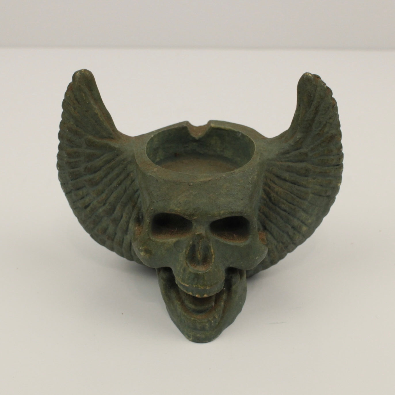 Skull tealight holder
