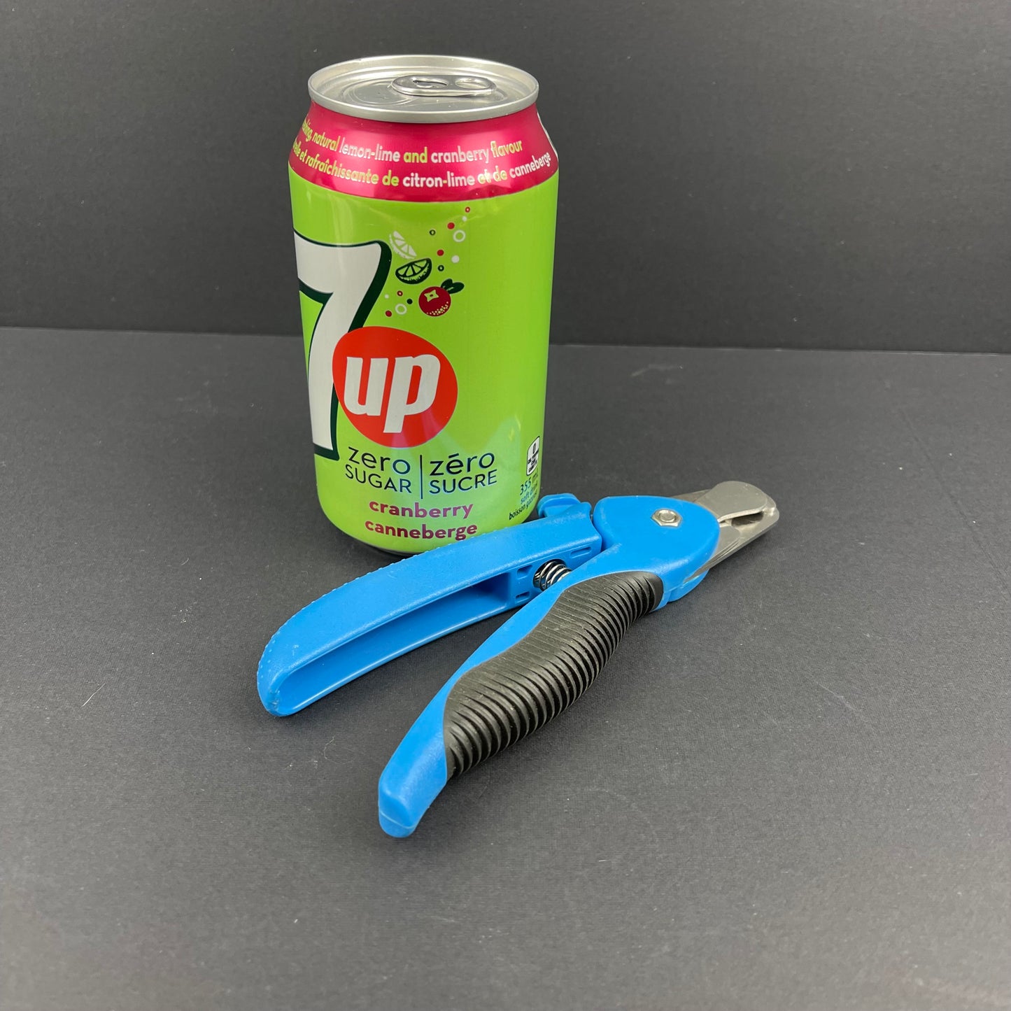 Pet nail clipper