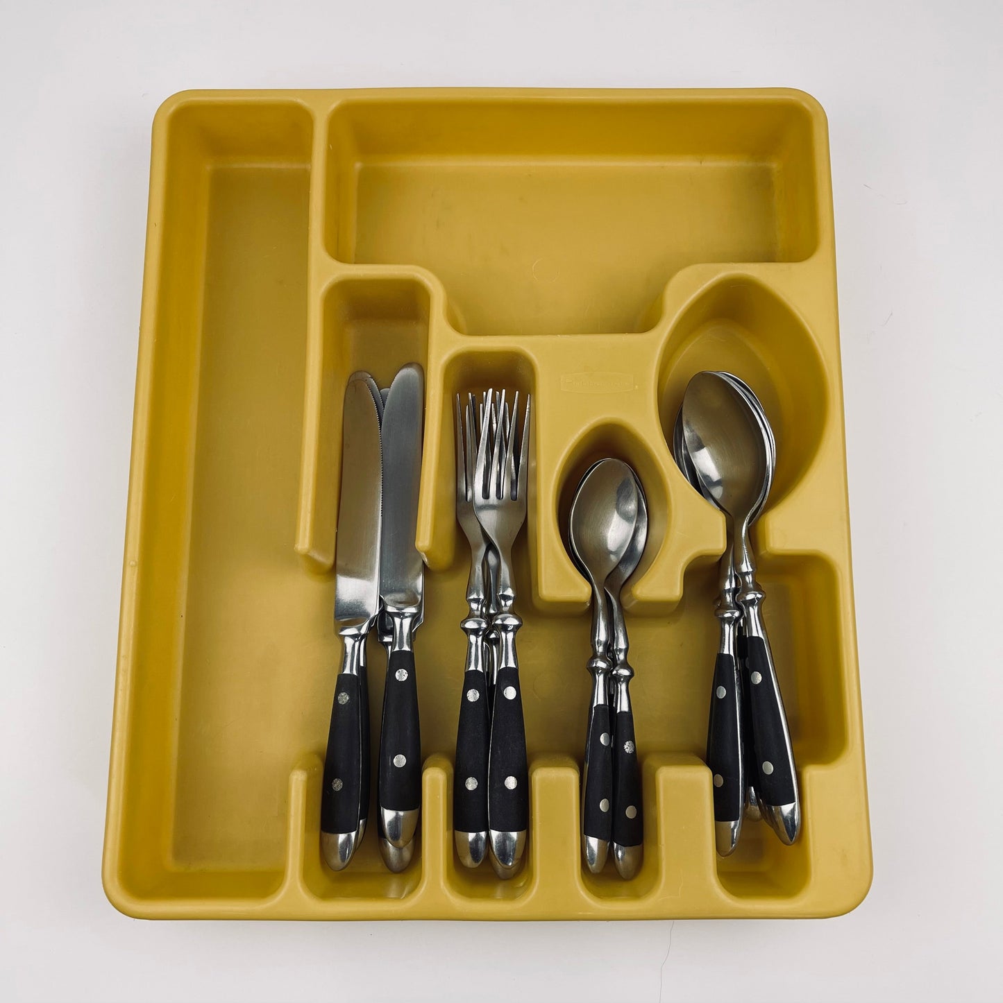 Rubbermaid tray