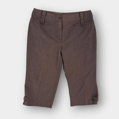 Lindor Petite pinstripe capri