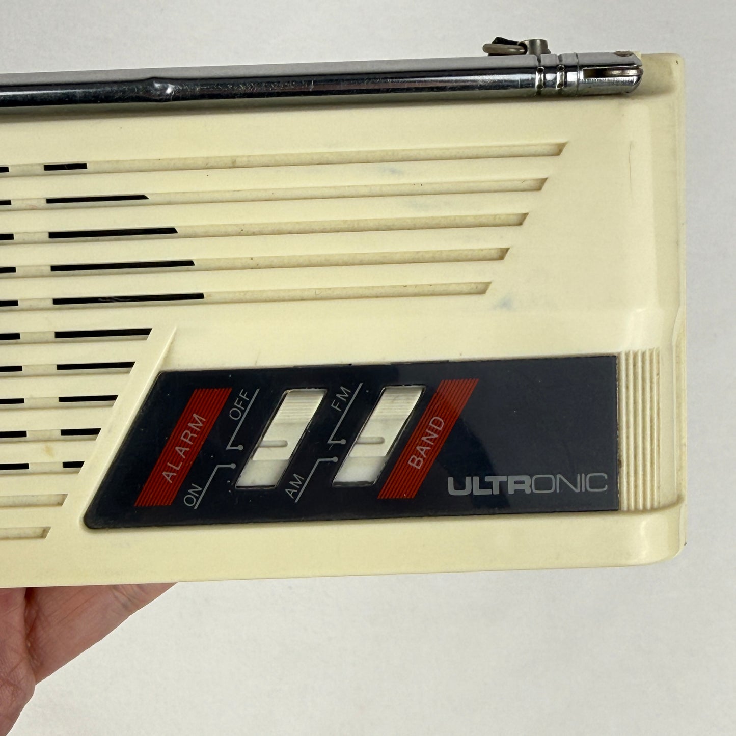 Ultronic Portable Clock Radio