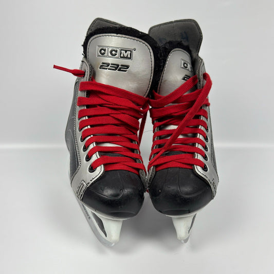 CCM 232 Youth Skates 1Y (fits 2Y)