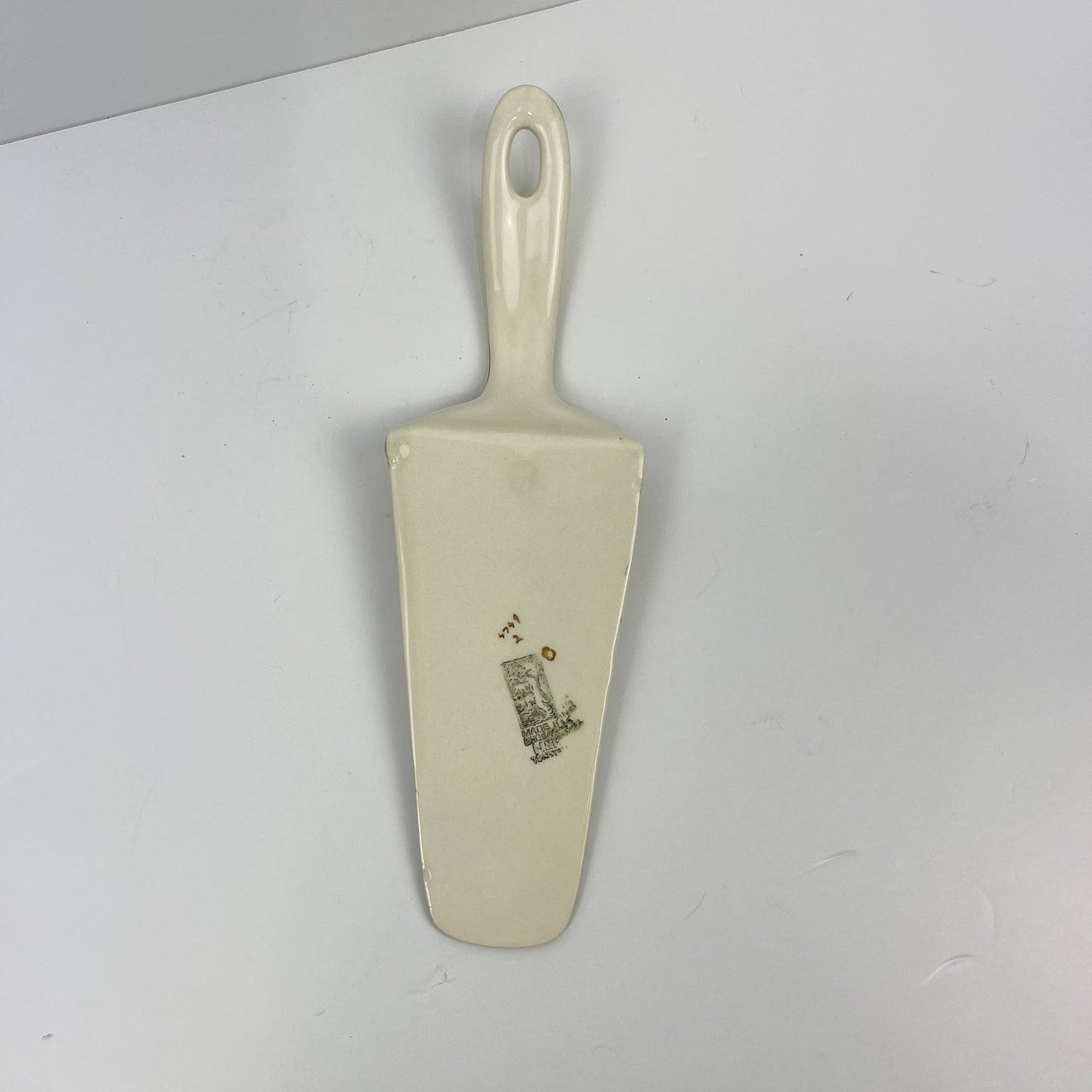 H.K. Tunstall cake plate server