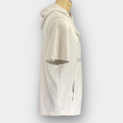 Under Armour pullover