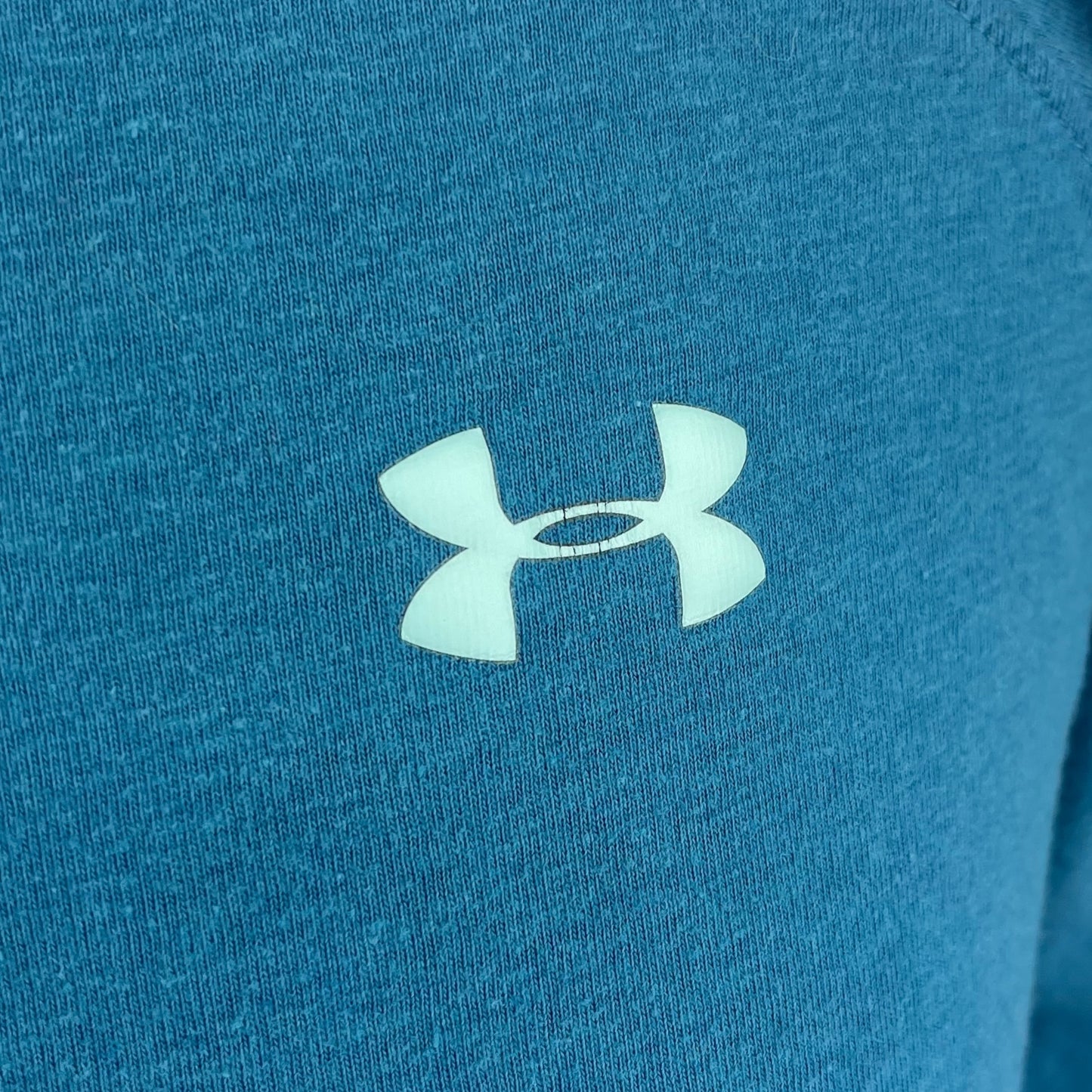 Under Armour t-shirt