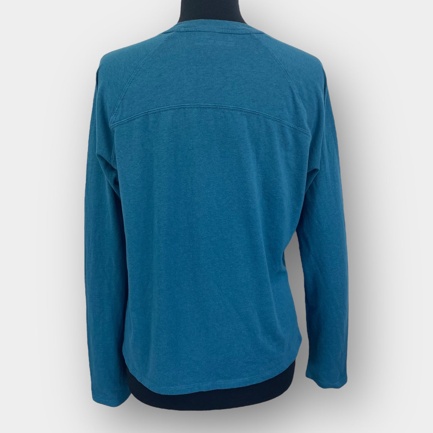 Under Armour t-shirt