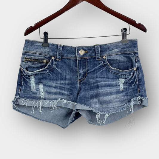 Almost Famous denim cut off short