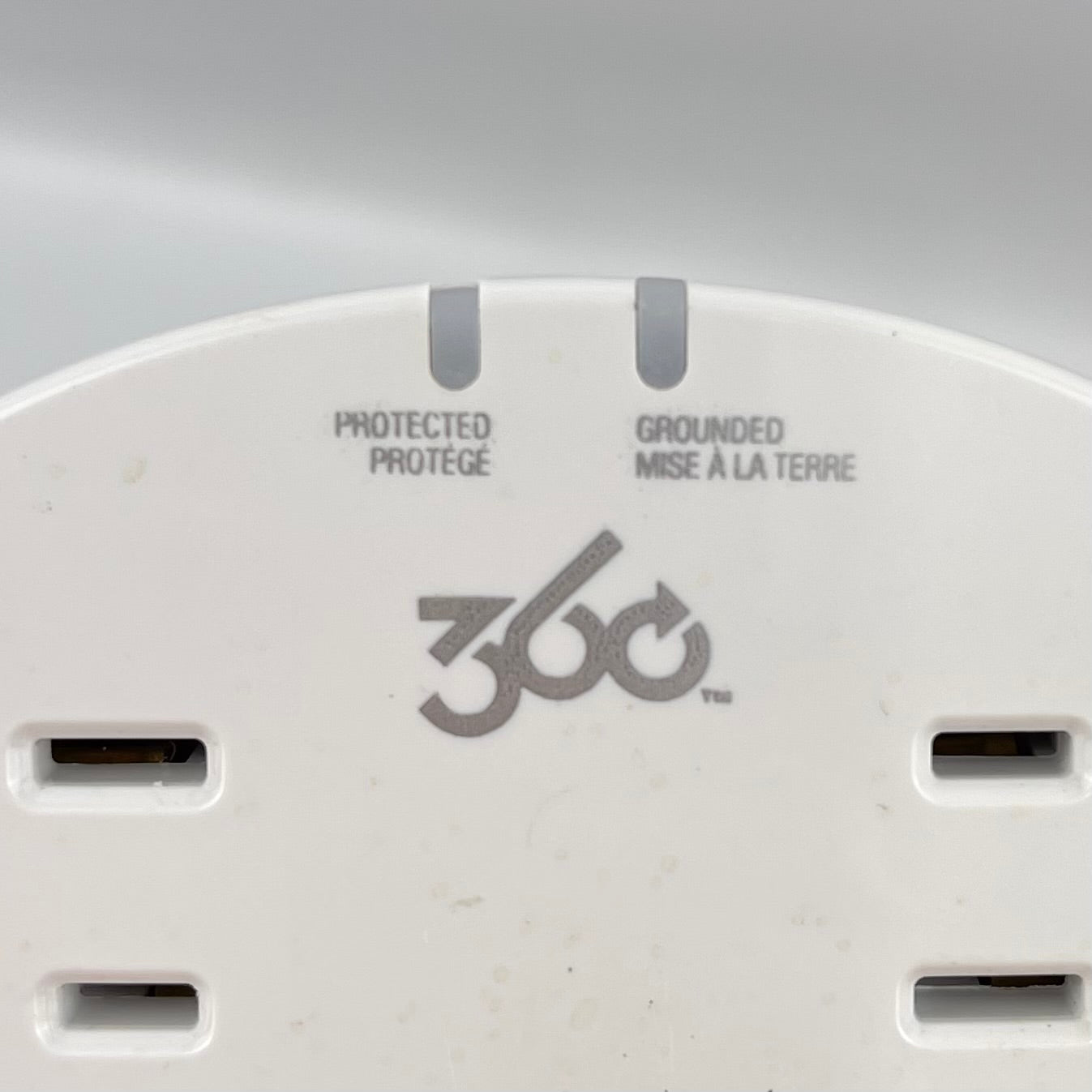 360 multi-plug outlet