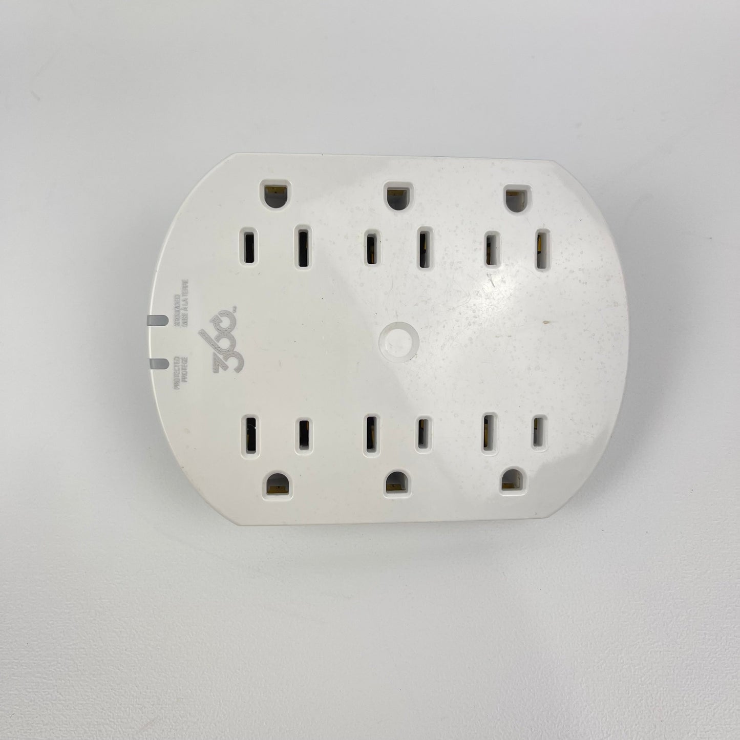 360 multi-plug outlet