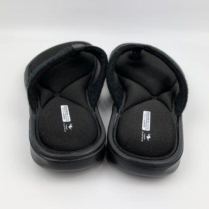 Athletic Works sandal (5-6)