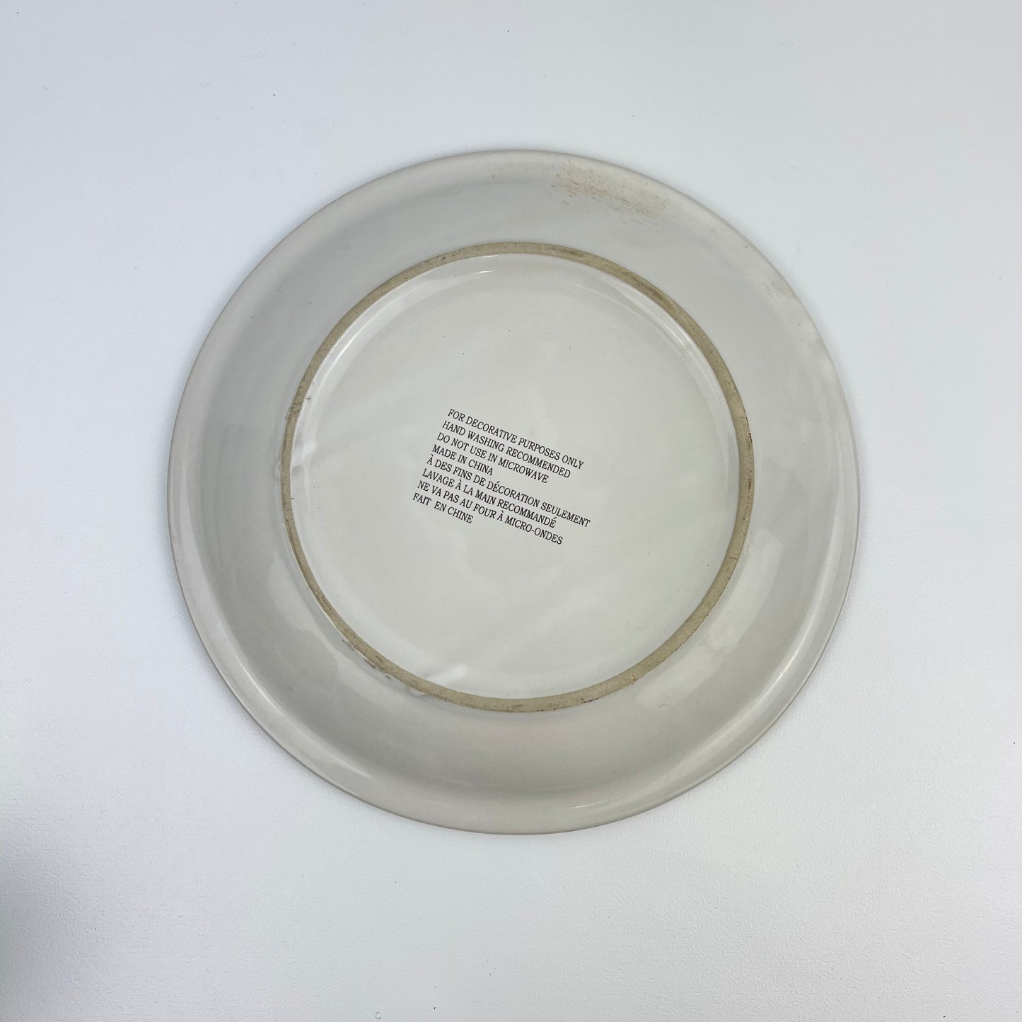 Puppy decorative plate