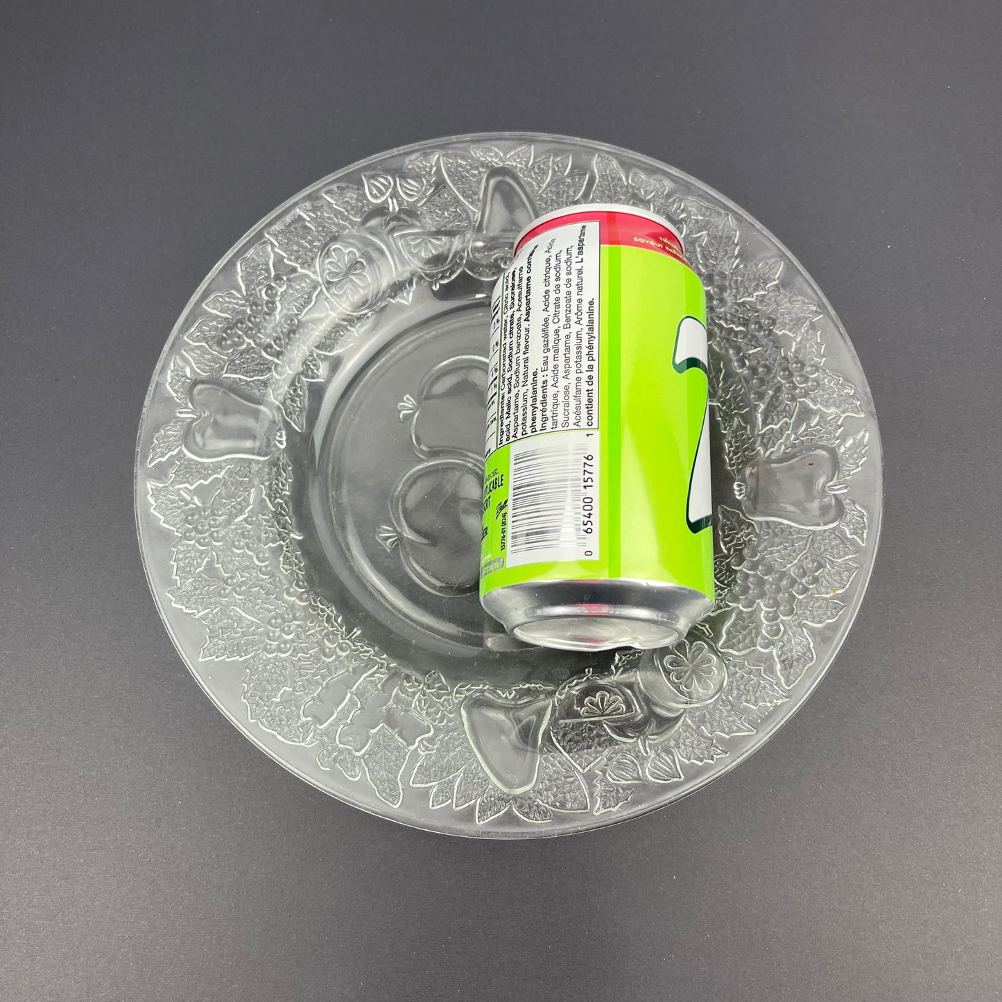 Glass serving plate