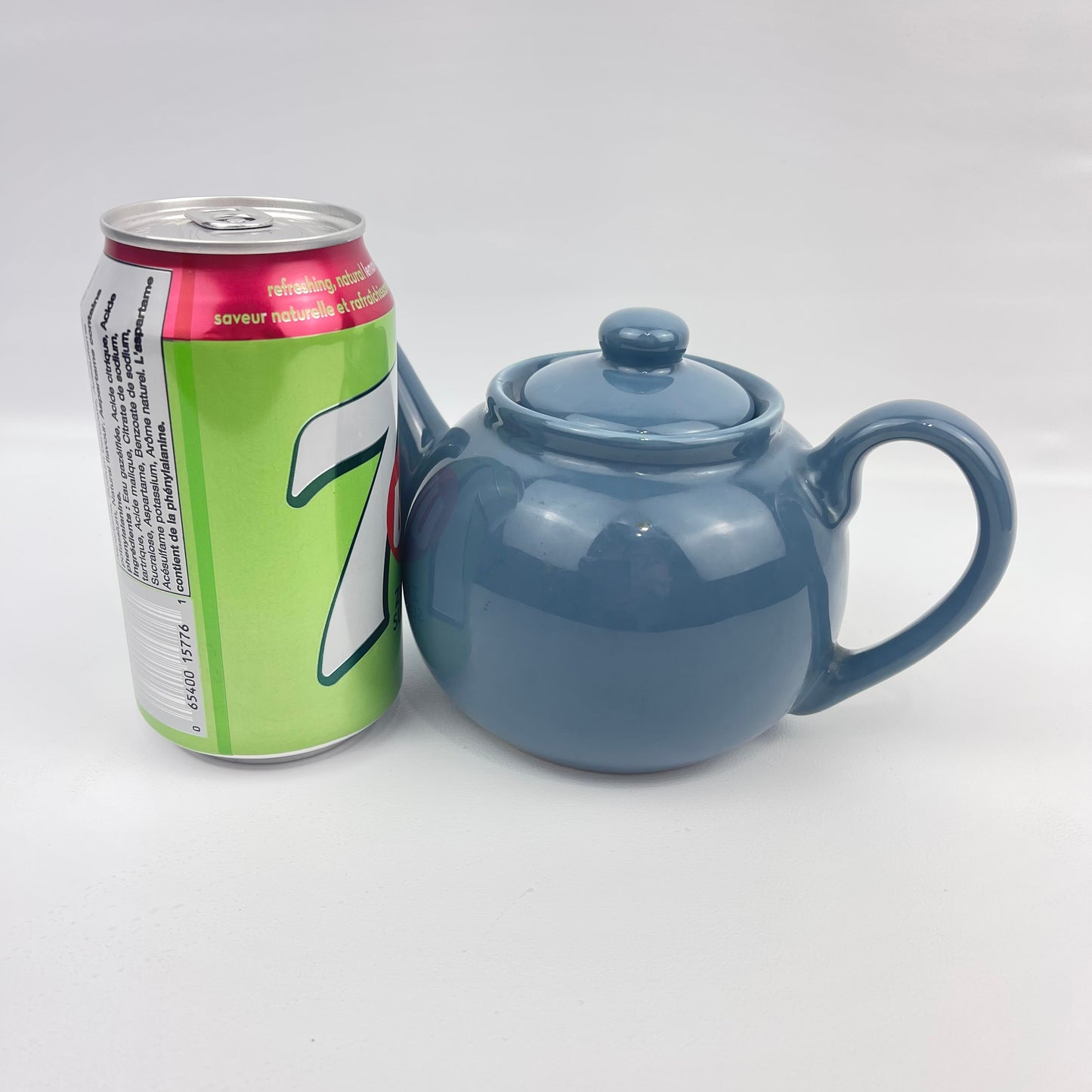Ceramic teapot