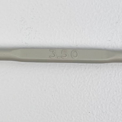 Crochet hook (3.50)