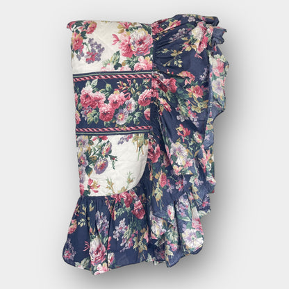 Floral print ruffle trim quilt