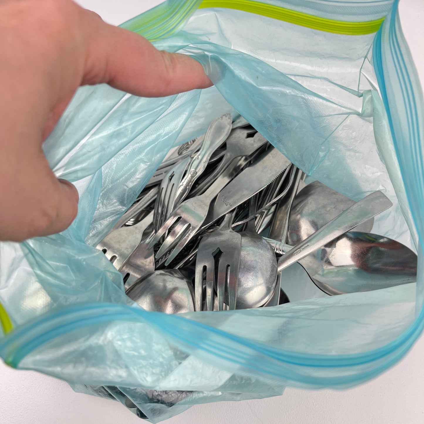 Bundle of silverware