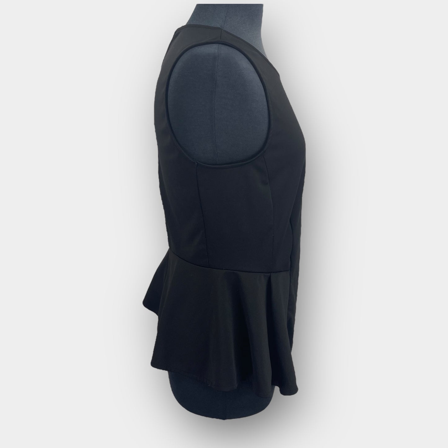Suzy Shier sleeveless top