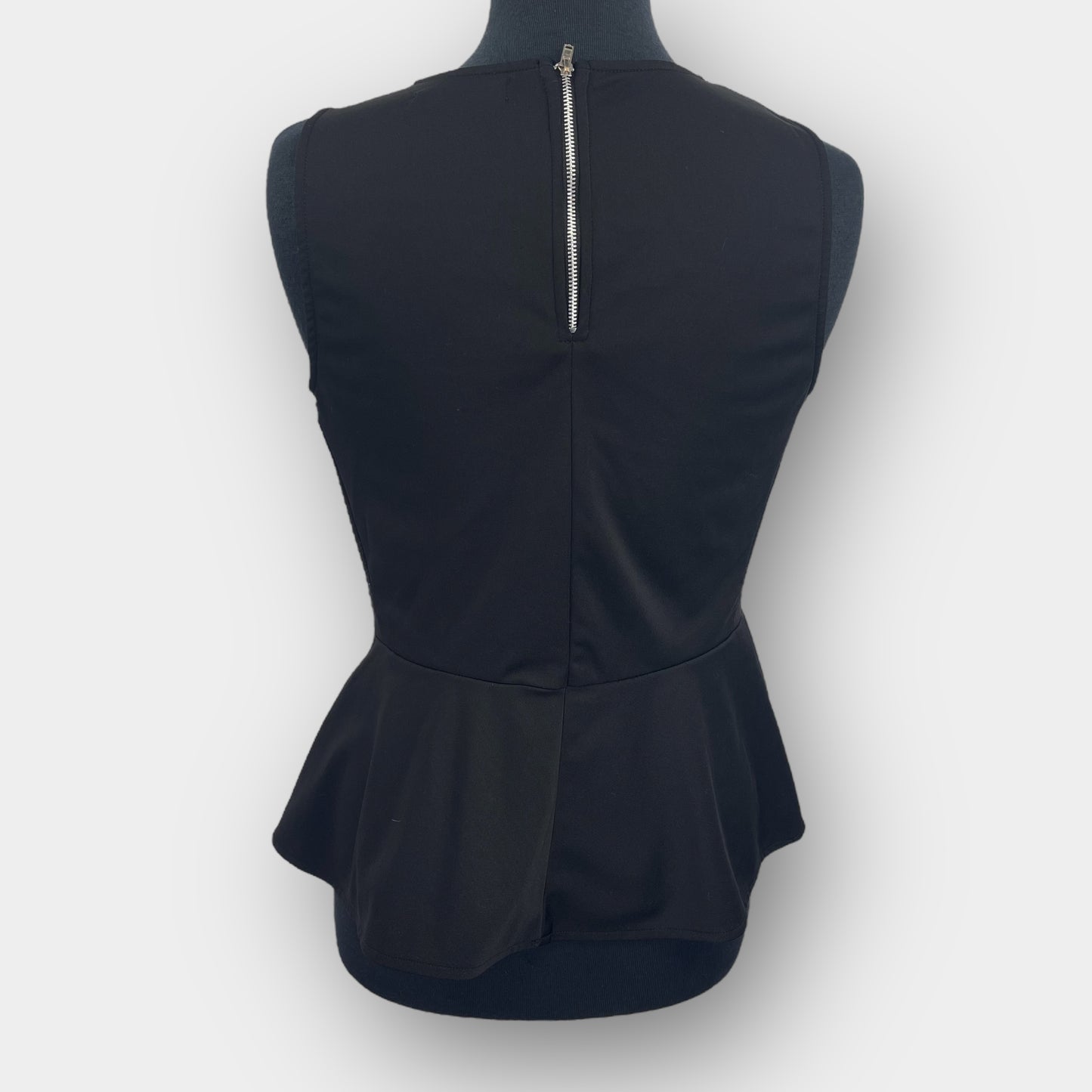 Suzy Shier sleeveless top