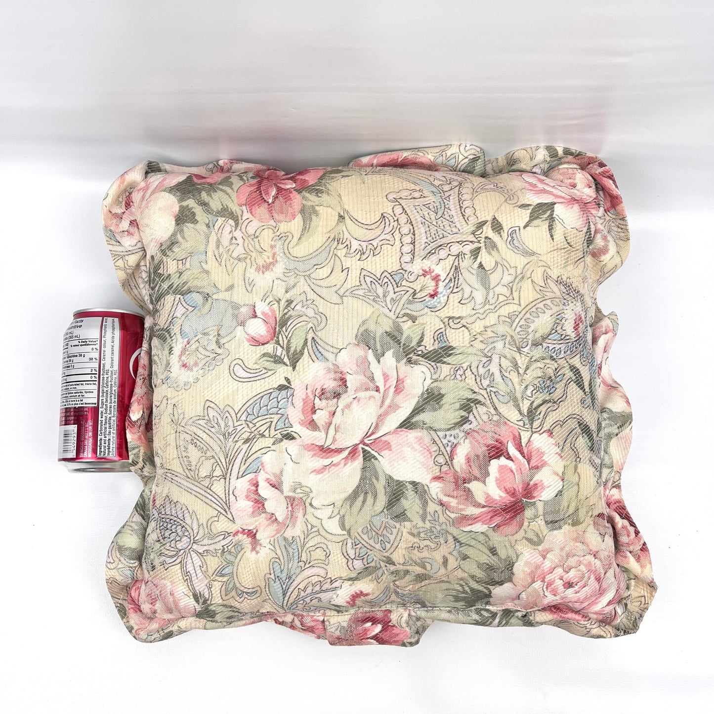 Throw pillows x3