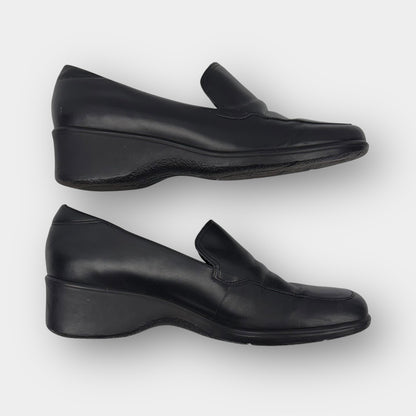 Rockport wedge loafers (7.5M)