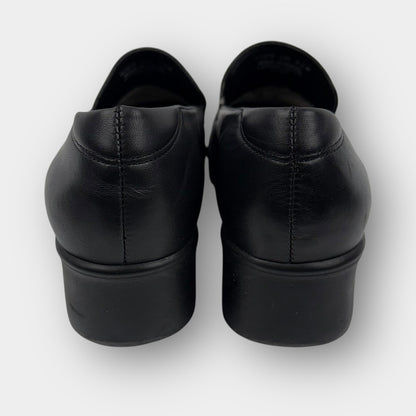 Rockport wedge loafers (7.5M)