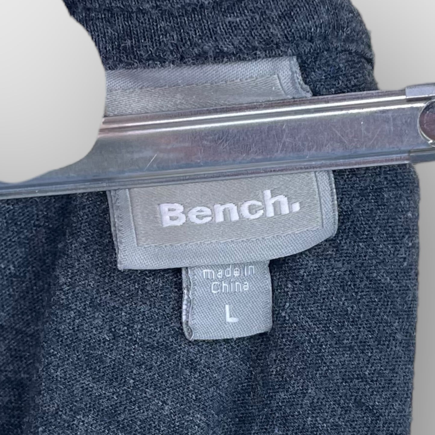Bench graphic t-shirt (L)
