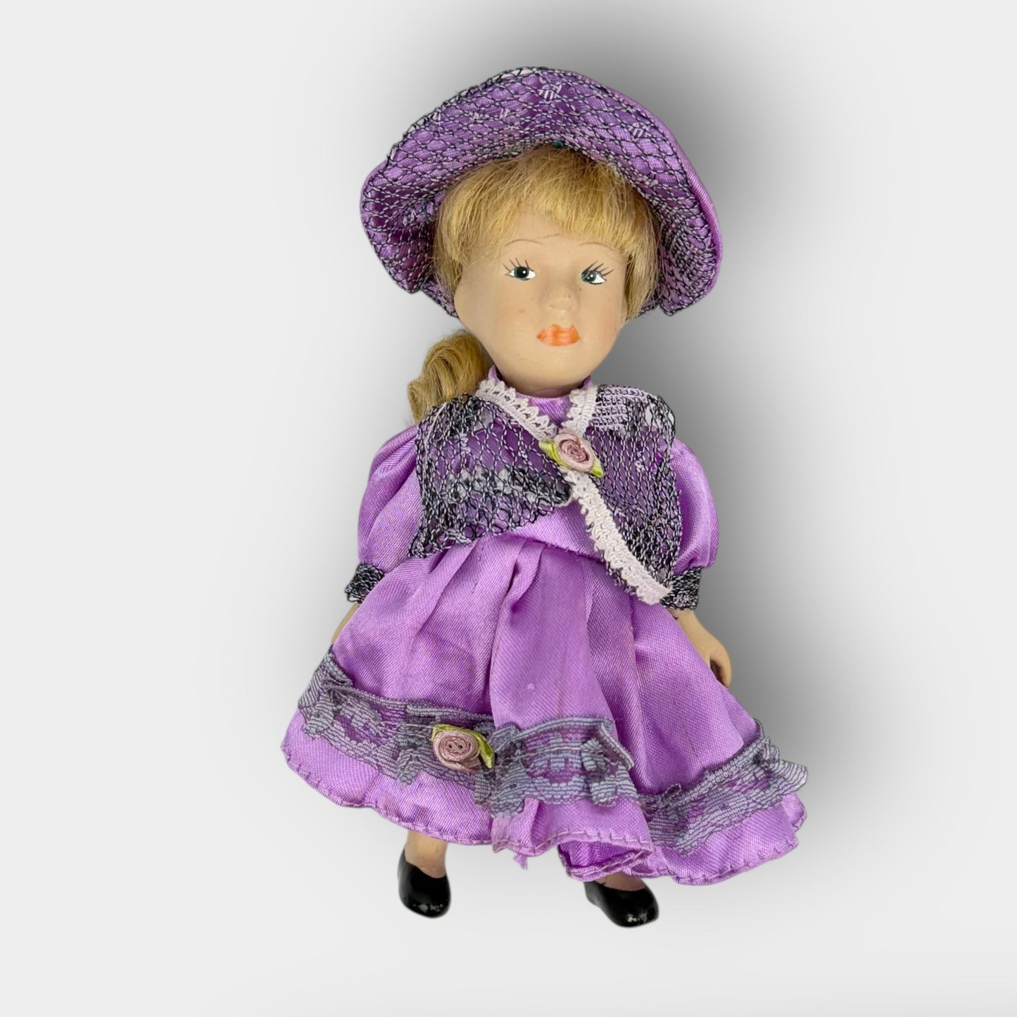 Dundee Purple Dress Doll