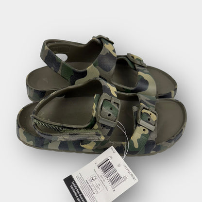 Walmart Camo Sandals (11/12 tod)