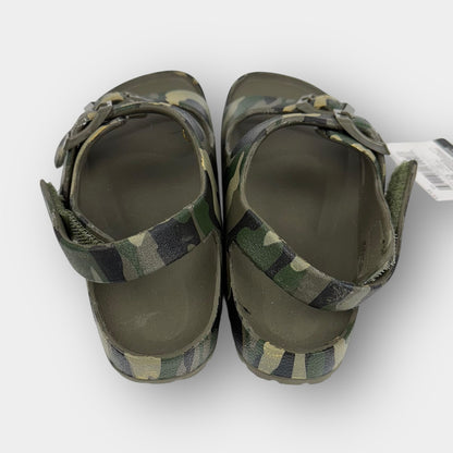 Walmart Camo Sandals (11/12 tod)