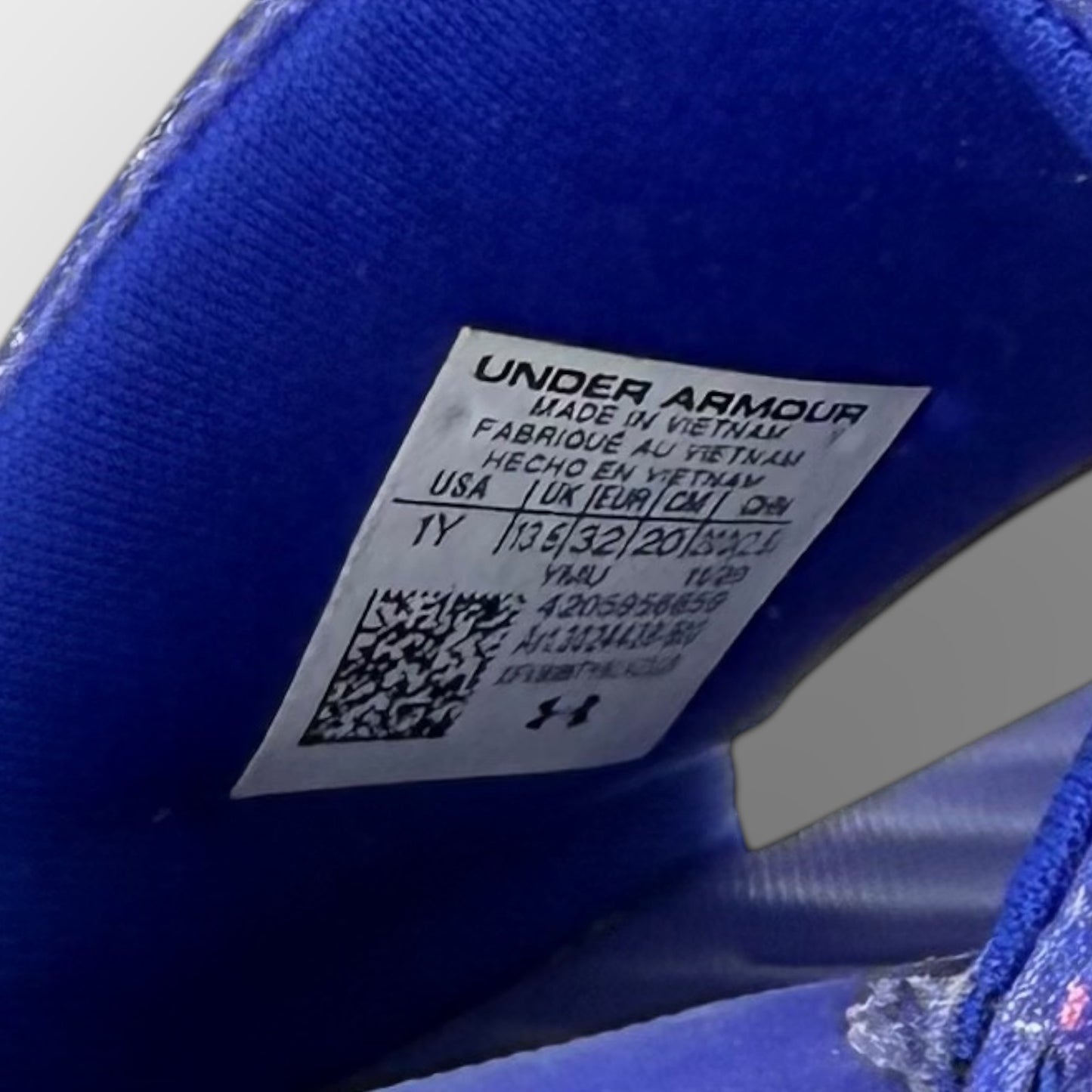 Under Armour Slides (1 Kids)